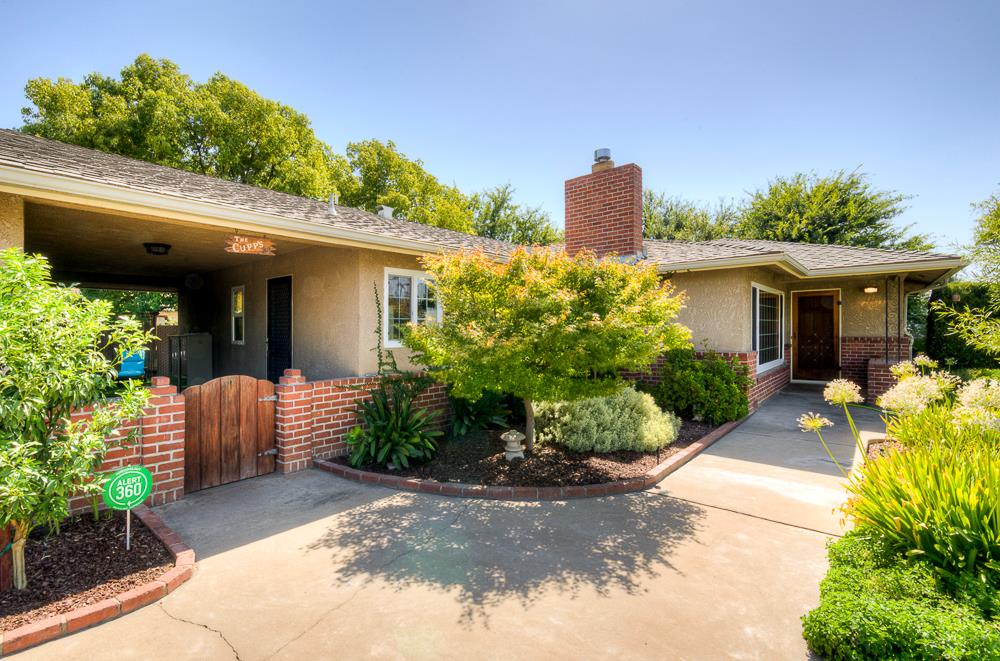 5394 Easterby Dr N, Fresno, CA 93727