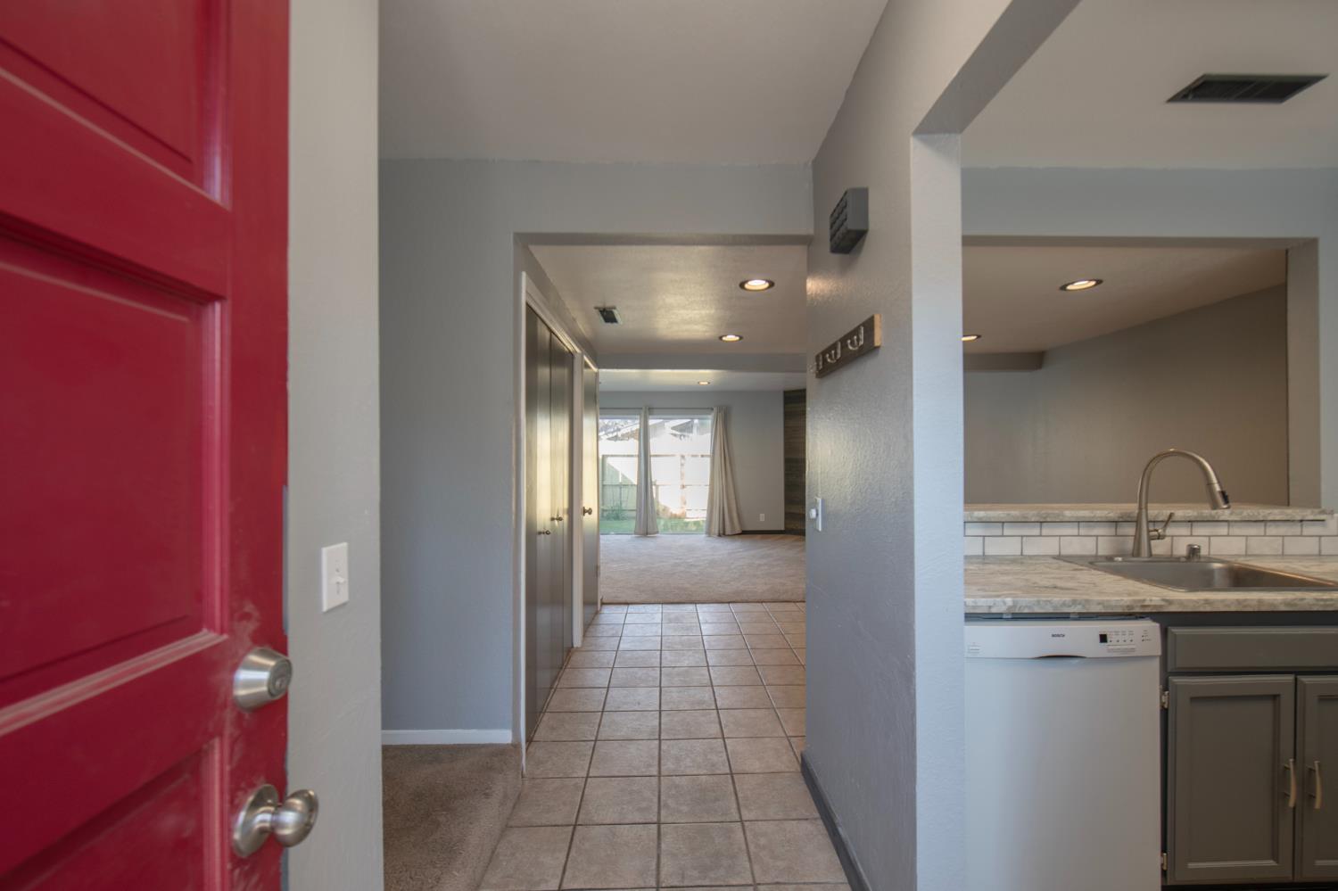 4875 N Backer Ave #141, Fresno, CA 93726