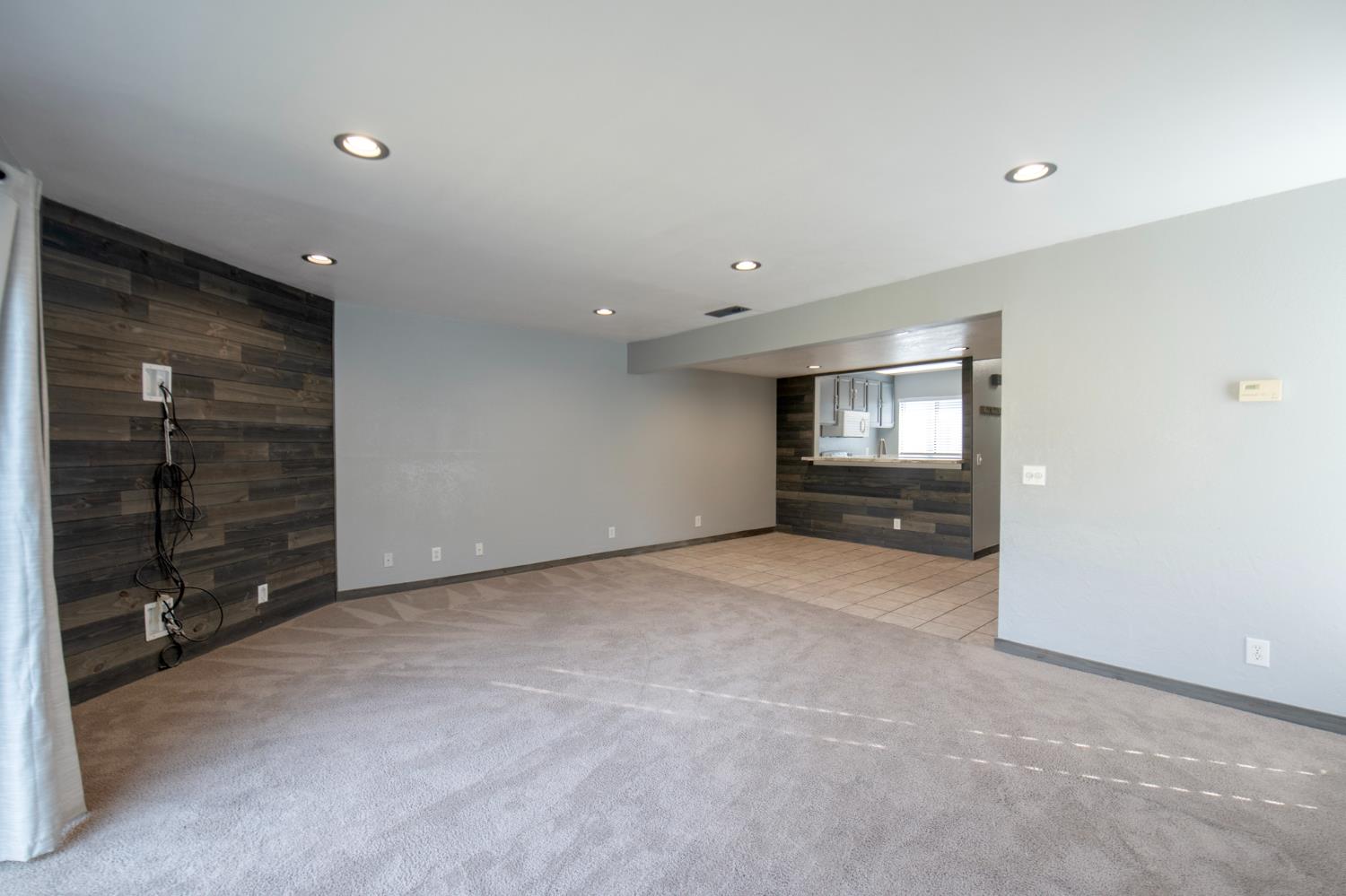 4875 N Backer Ave #141, Fresno, CA 93726