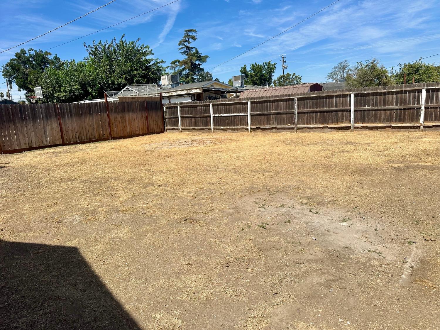 325 S 7th St, Chowchilla, CA 93610