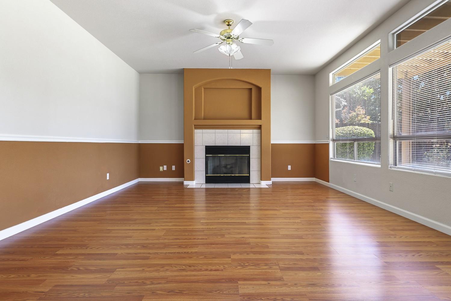 2037 E Lester Ave, Fresno, CA 93720