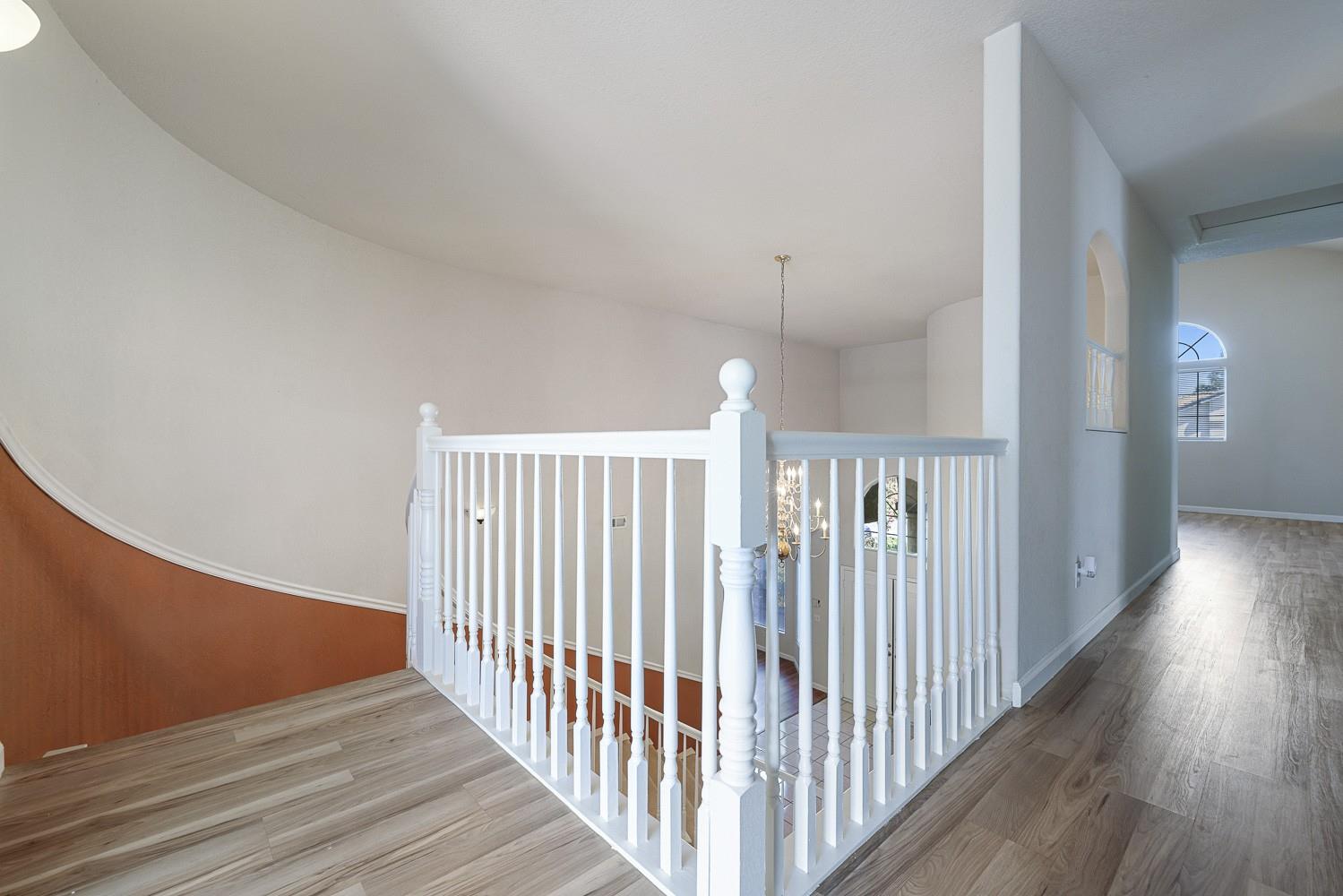 2037 E Lester Ave, Fresno, CA 93720