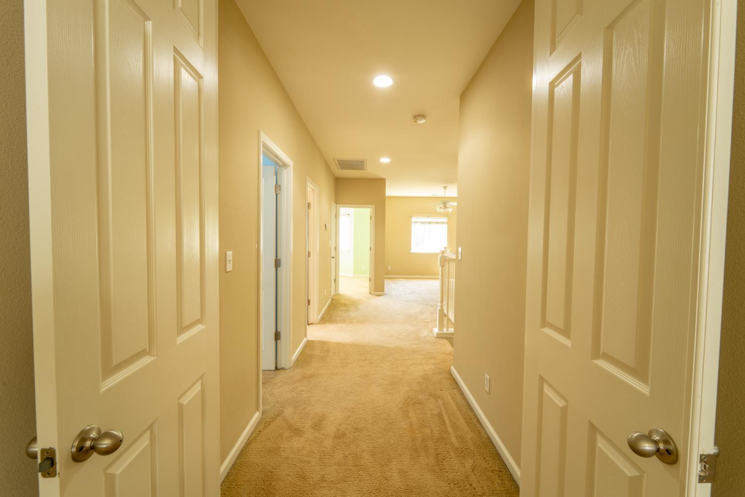 3374 Keats Ave, Clovis, CA 93619