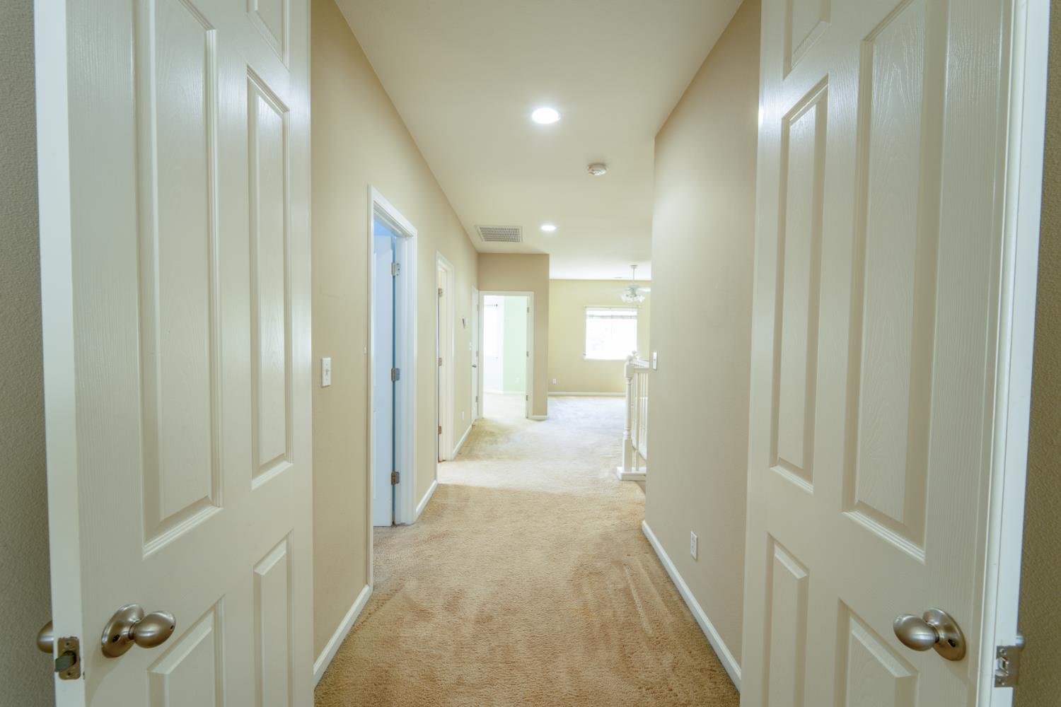 3374 Keats Ave, Clovis, CA 93619