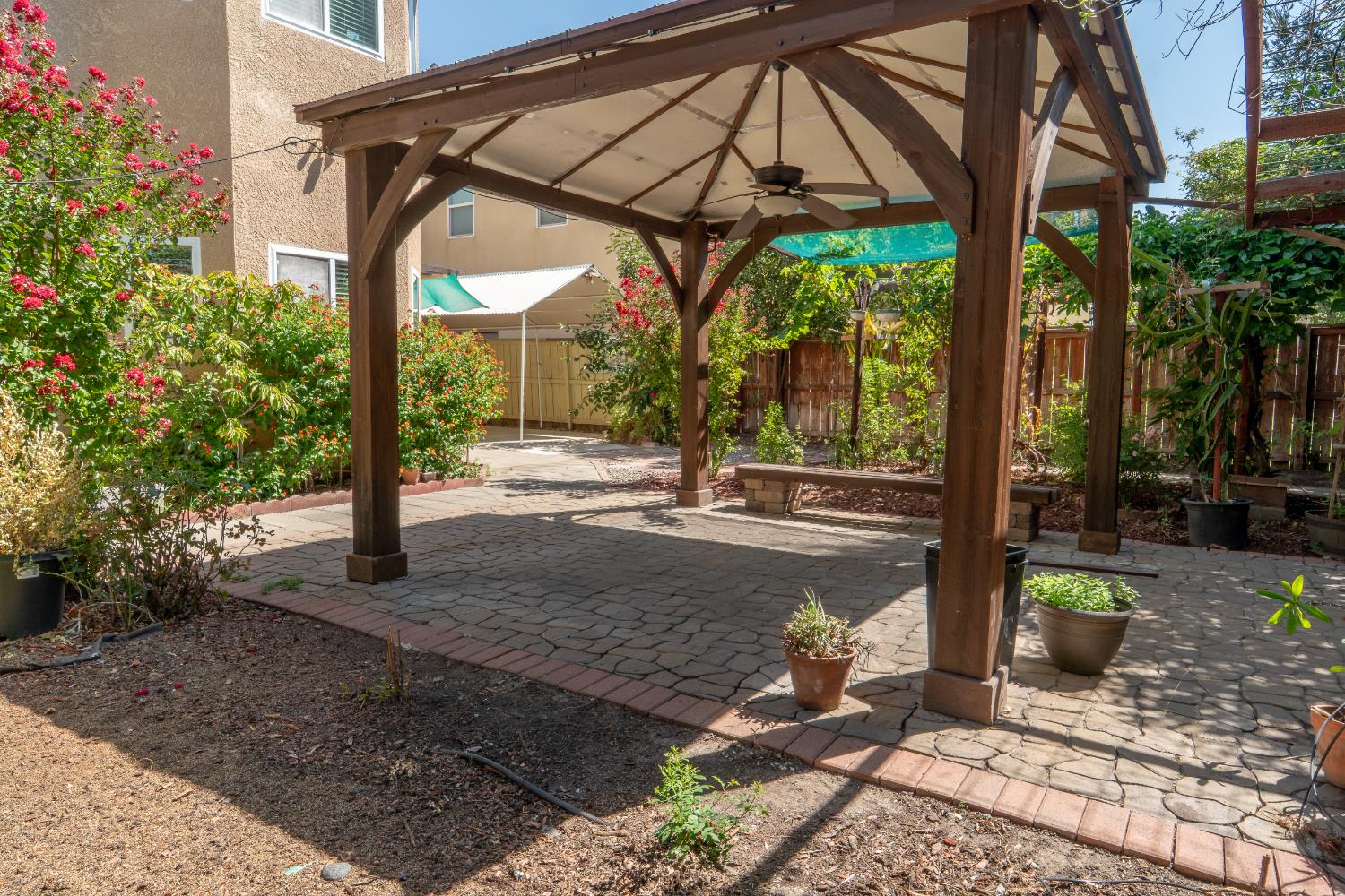 3374 Keats Ave, Clovis, CA 93619