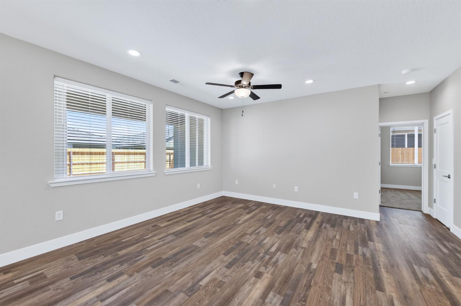 16270 W David Ave, Kerman, CA 93630
