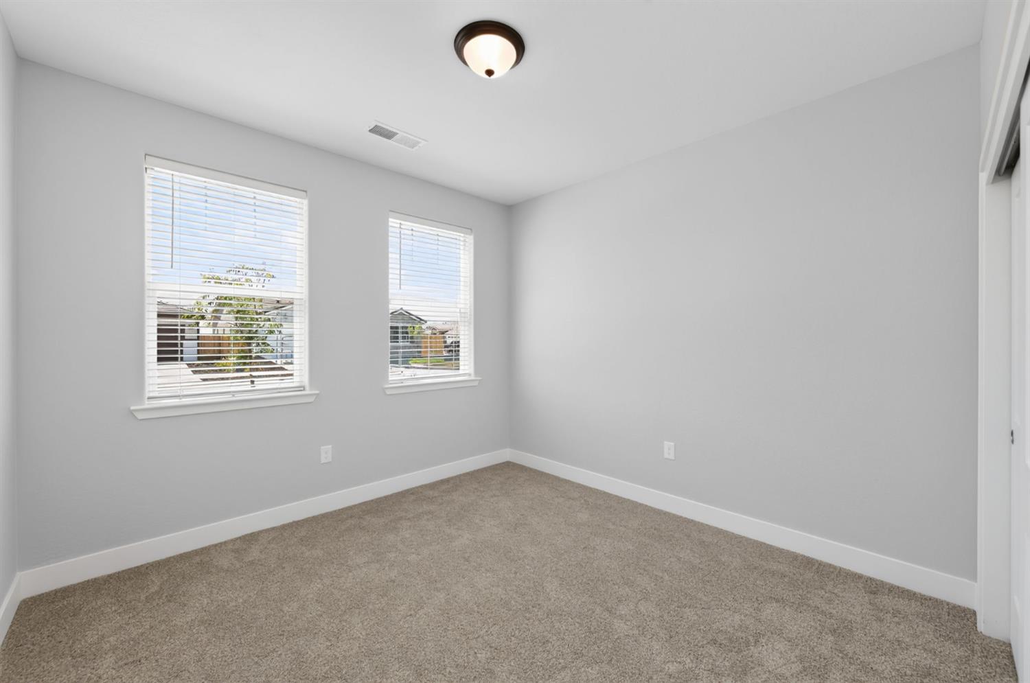 16270 W David Ave, Kerman, CA 93630