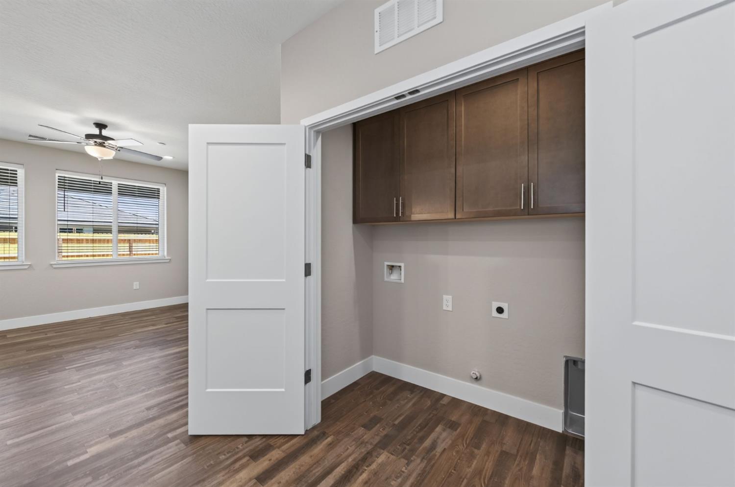 16270 W David Ave, Kerman, CA 93630
