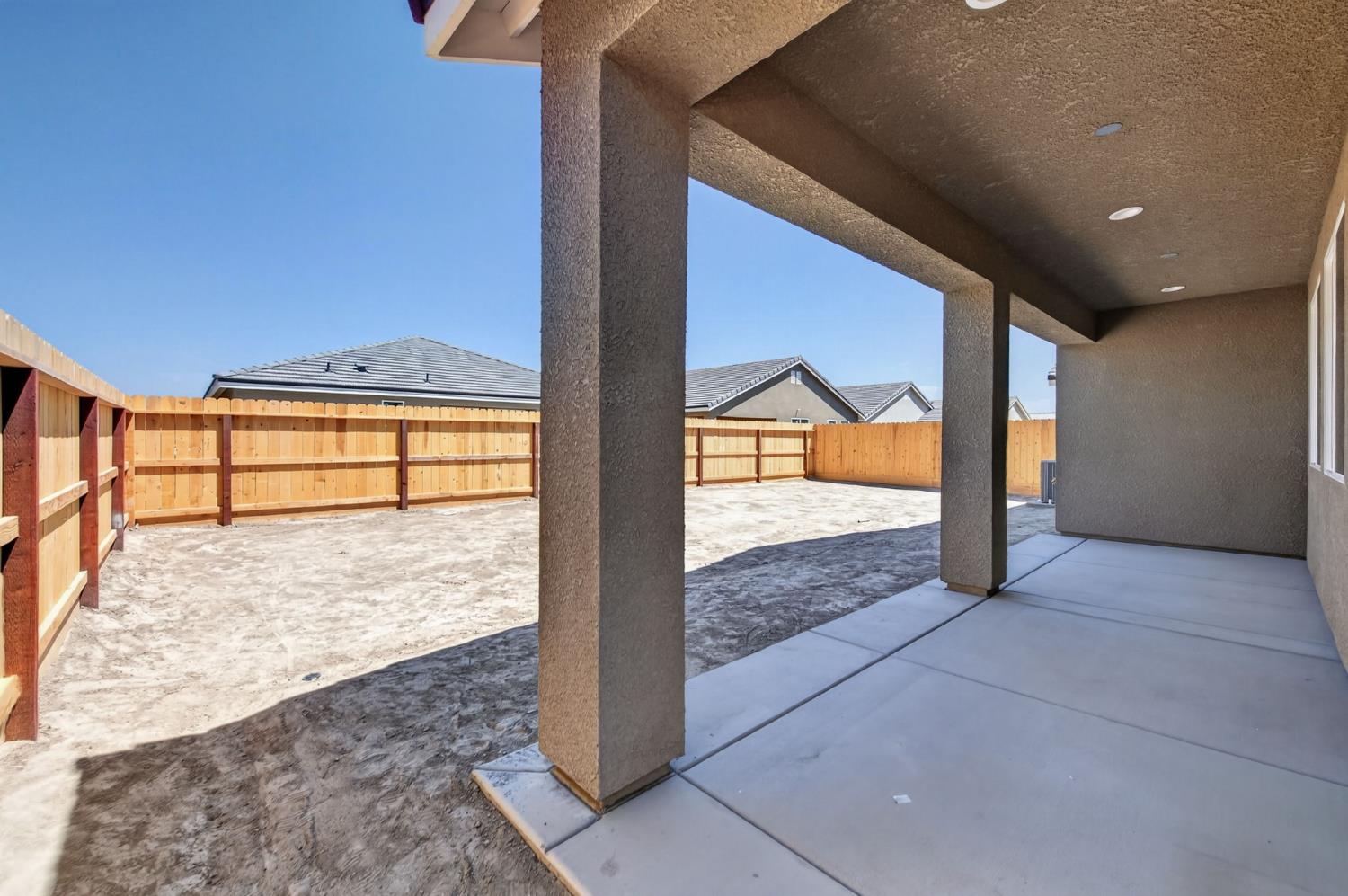 16270 W David Ave, Kerman, CA 93630