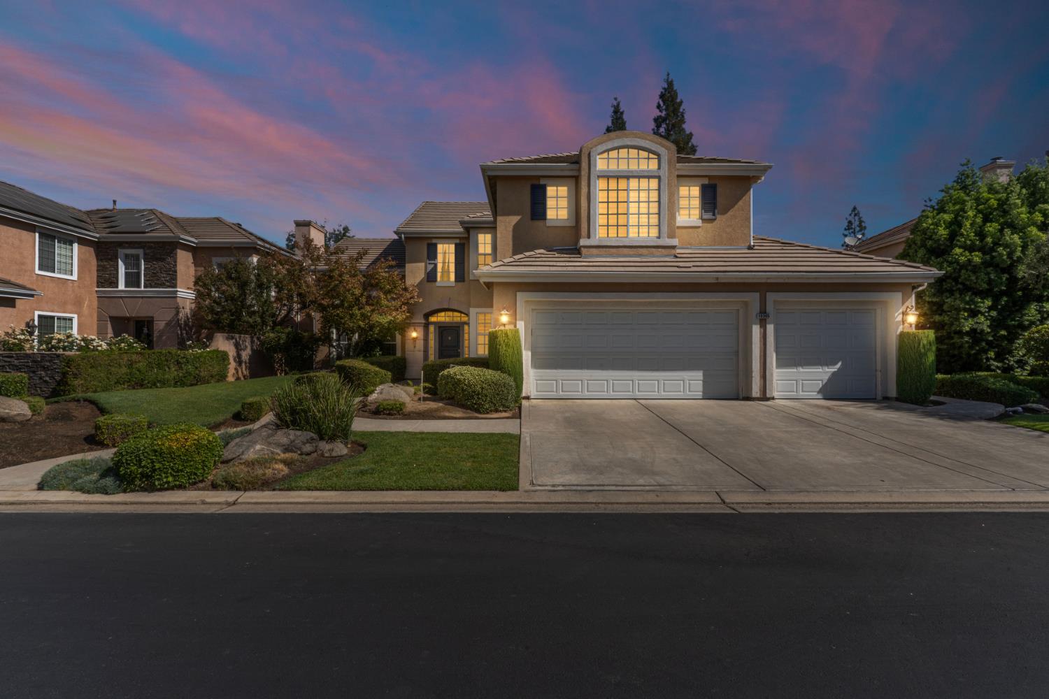 10365 N Pierpont Cir, Fresno, CA 93730