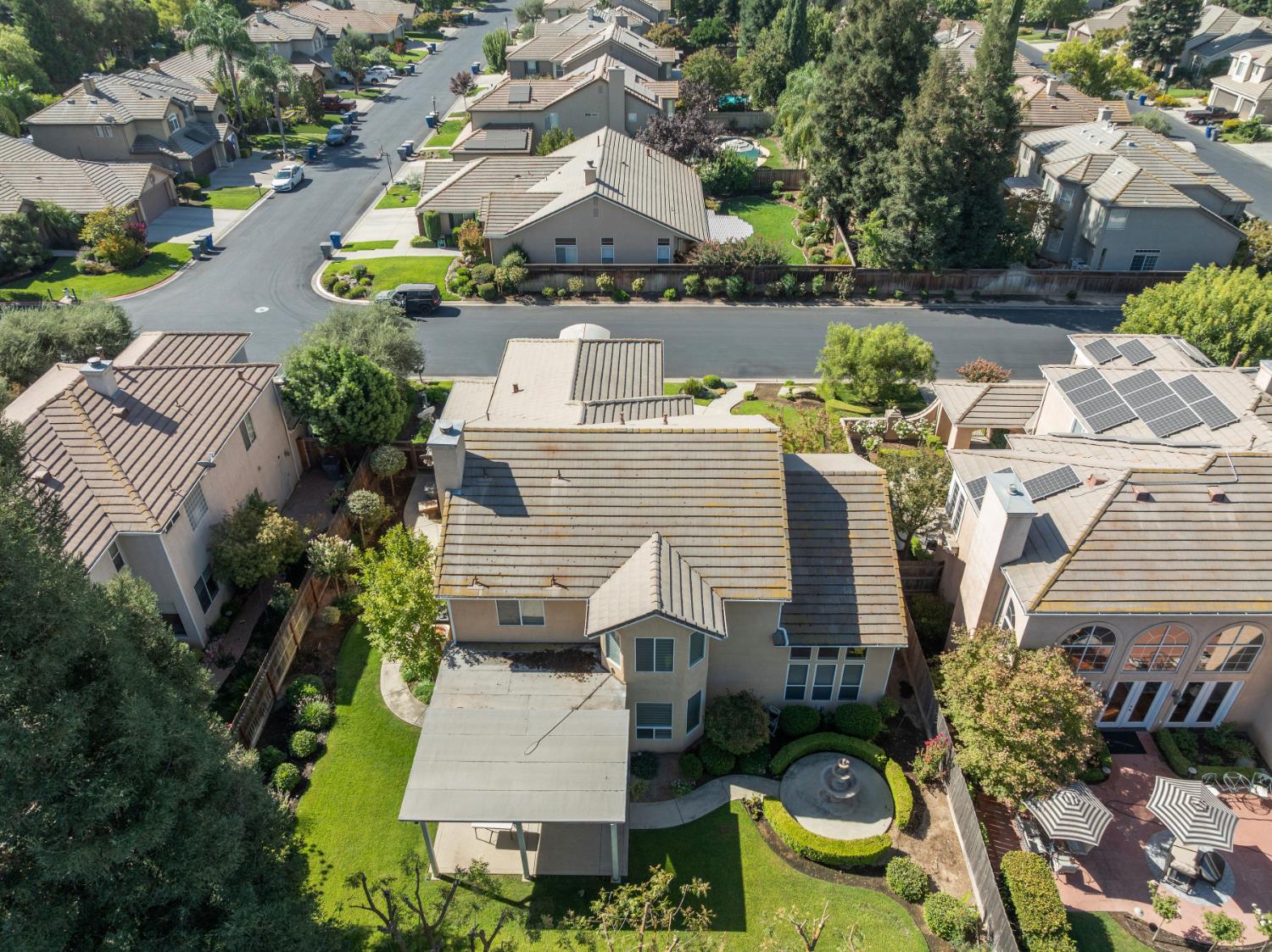 10365 N Pierpont Cir, Fresno, CA 93730
