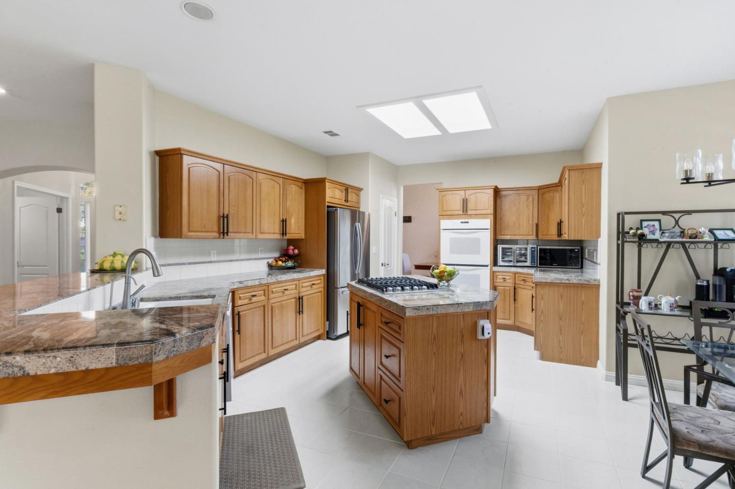 10365 N Pierpont Cir, Fresno, CA 93730