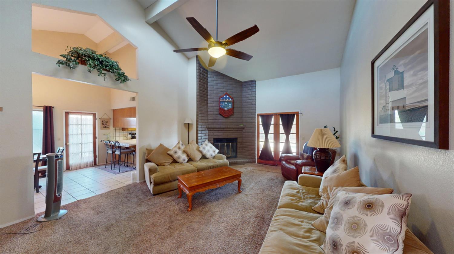 2460 Sample Ave, Clovis, CA 93611