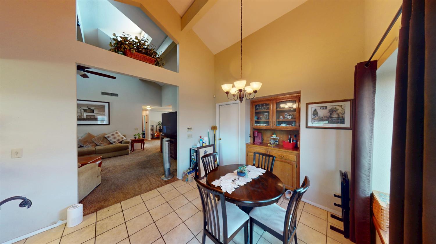 2460 Sample Ave, Clovis, CA 93611