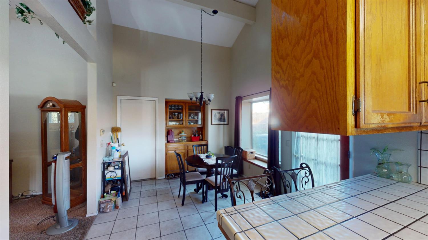 2460 Sample Ave, Clovis, CA 93611
