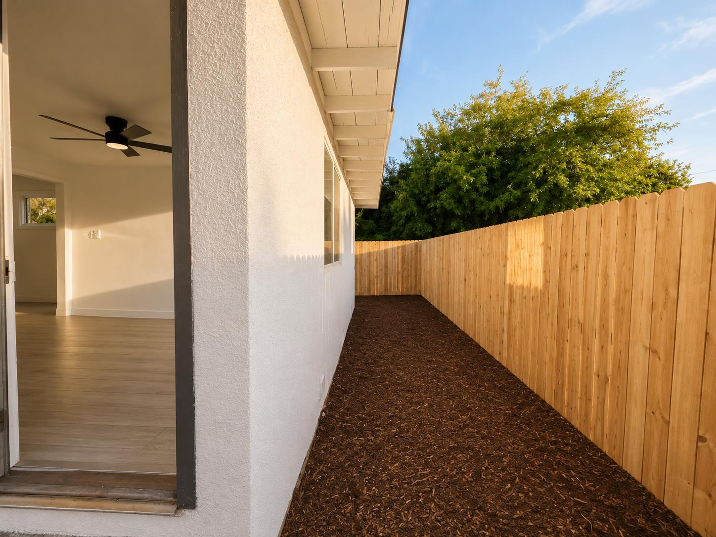 745 N Leslie St, Visalia, CA 93291