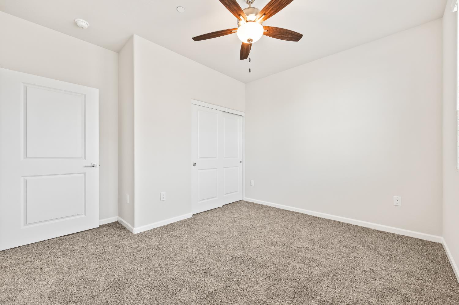 2442 E Okeefe Dr, Fresno, CA 93720