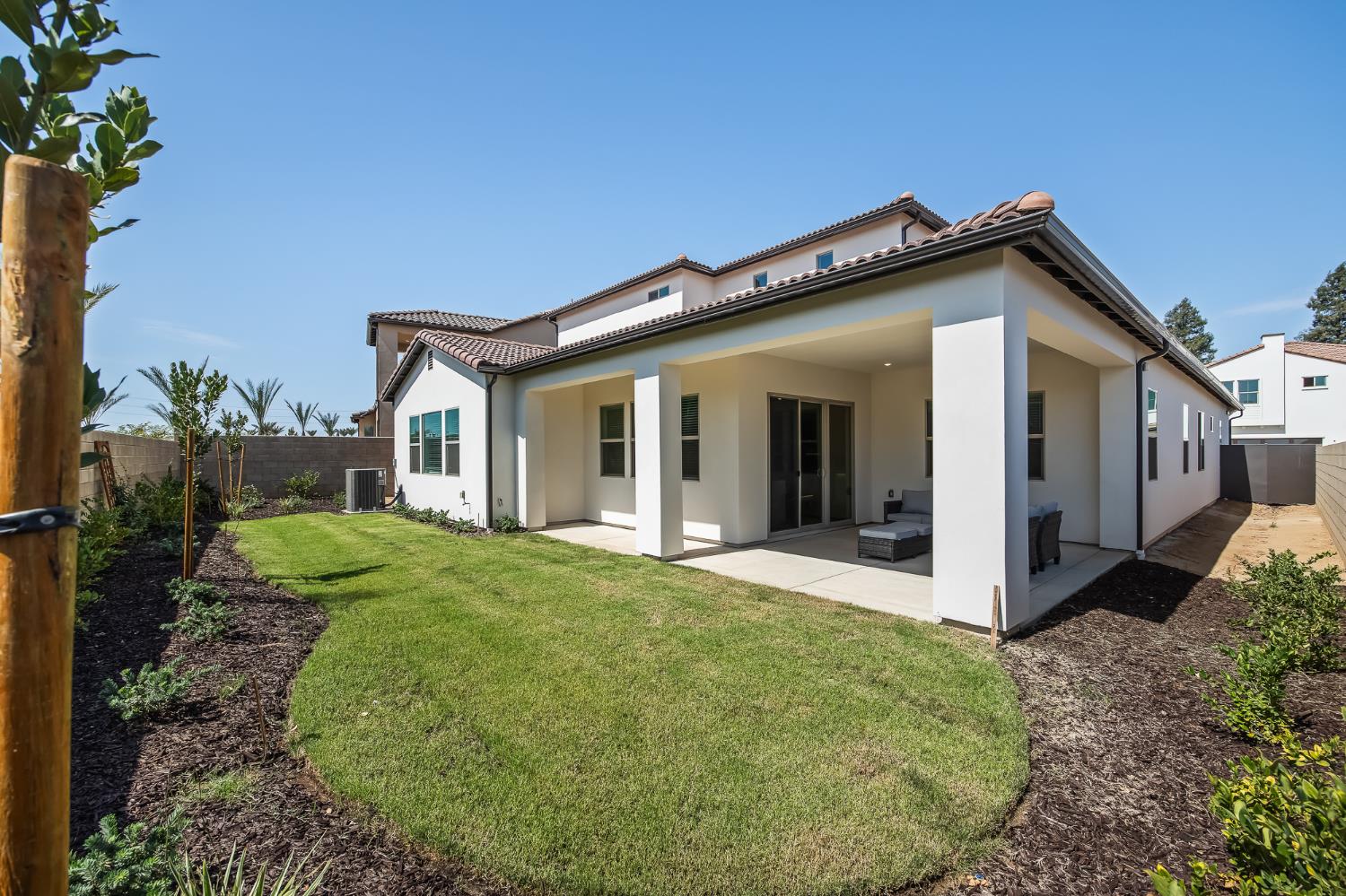 11170 N Via Ravenna Dr, Fresno, CA 93730
