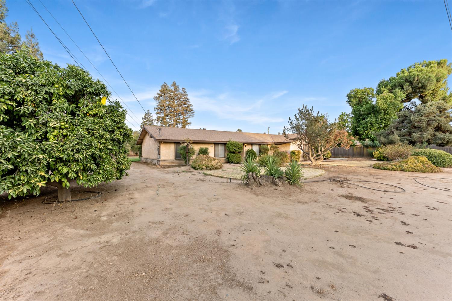 12165 Caron Way, Madera, CA 93636