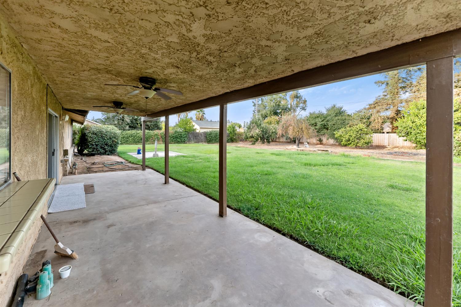 12165 Caron Way, Madera, CA 93636