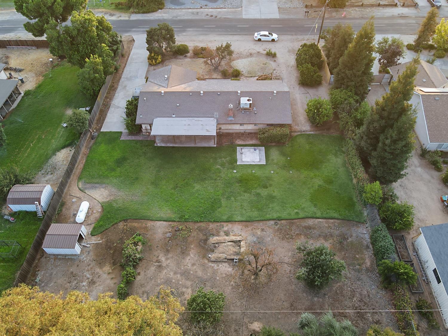 12165 Caron Way, Madera, CA 93636