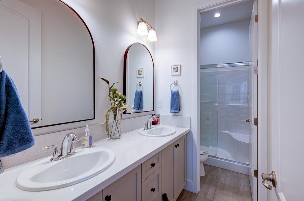 1048 Beaver Pond Loop, Madera, CA 93636