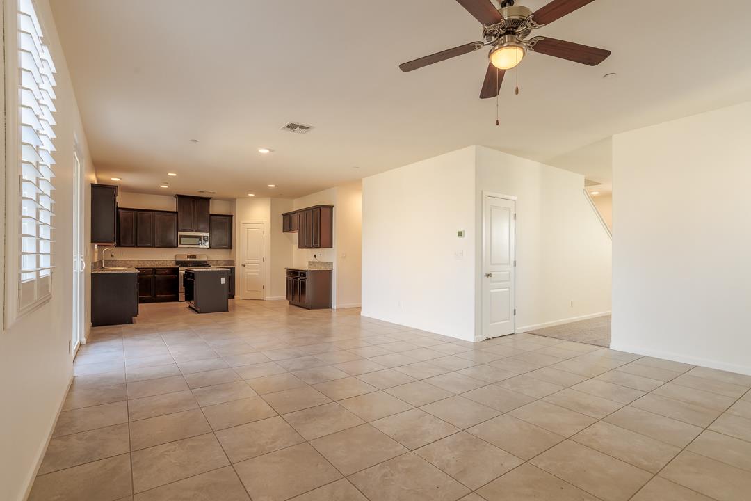 627 S Elverta St, Visalia, CA 93292