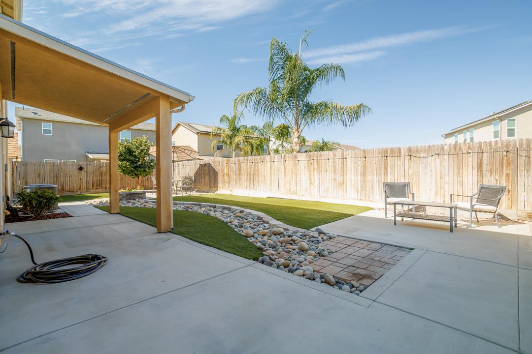 627 S Elverta St, Visalia, CA 93292