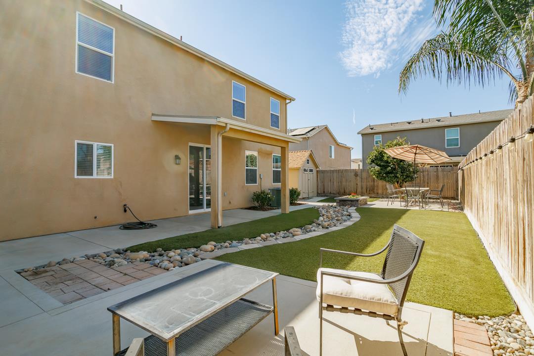 627 S Elverta St, Visalia, CA 93292