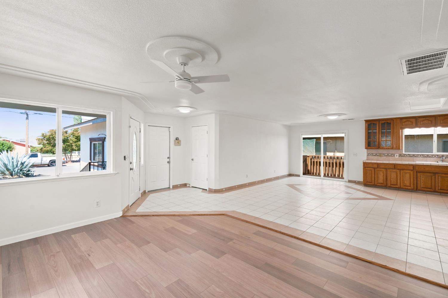 216 Fancher St, Planada, CA 95365