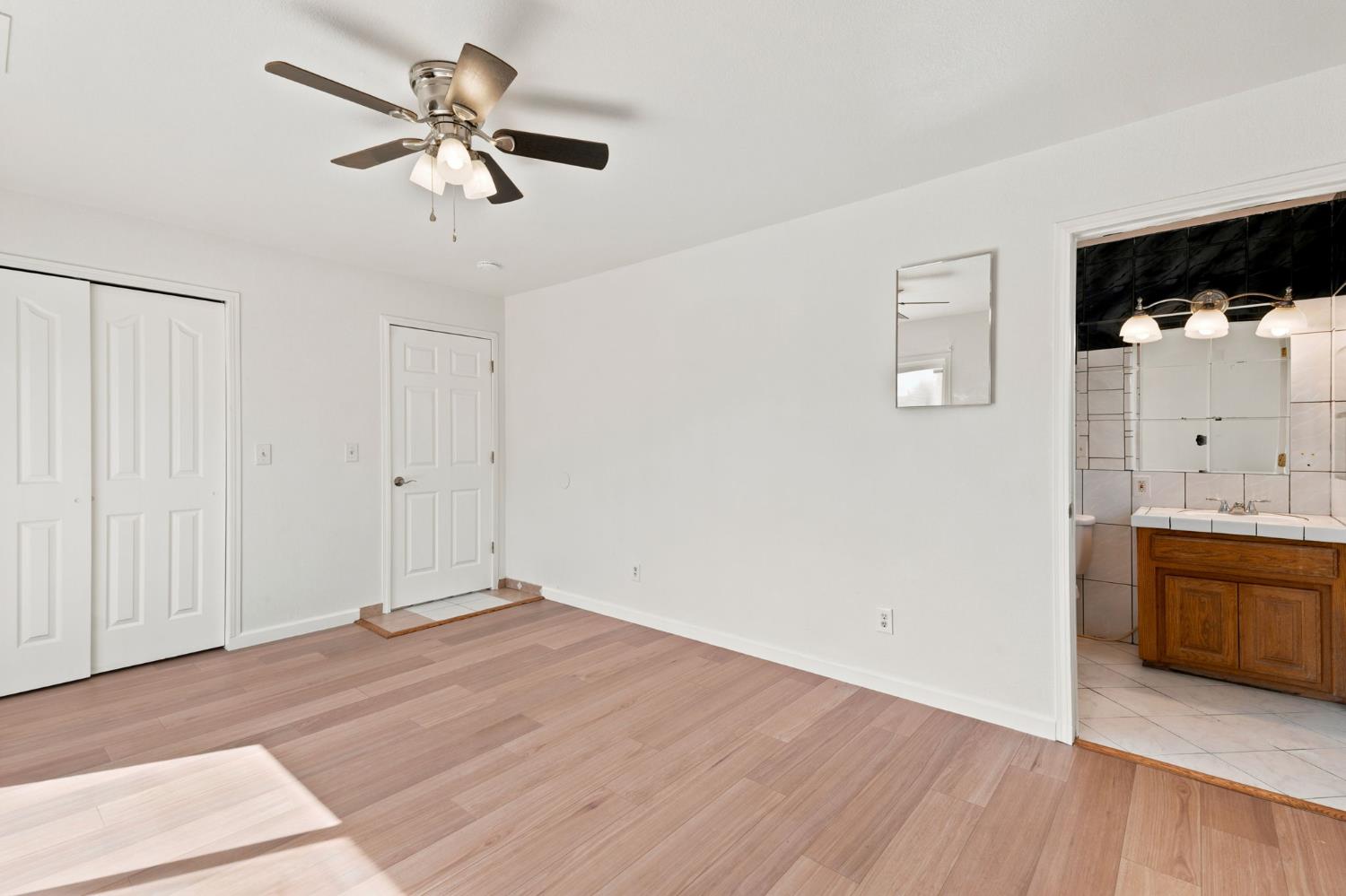 216 Fancher St, Planada, CA 95365