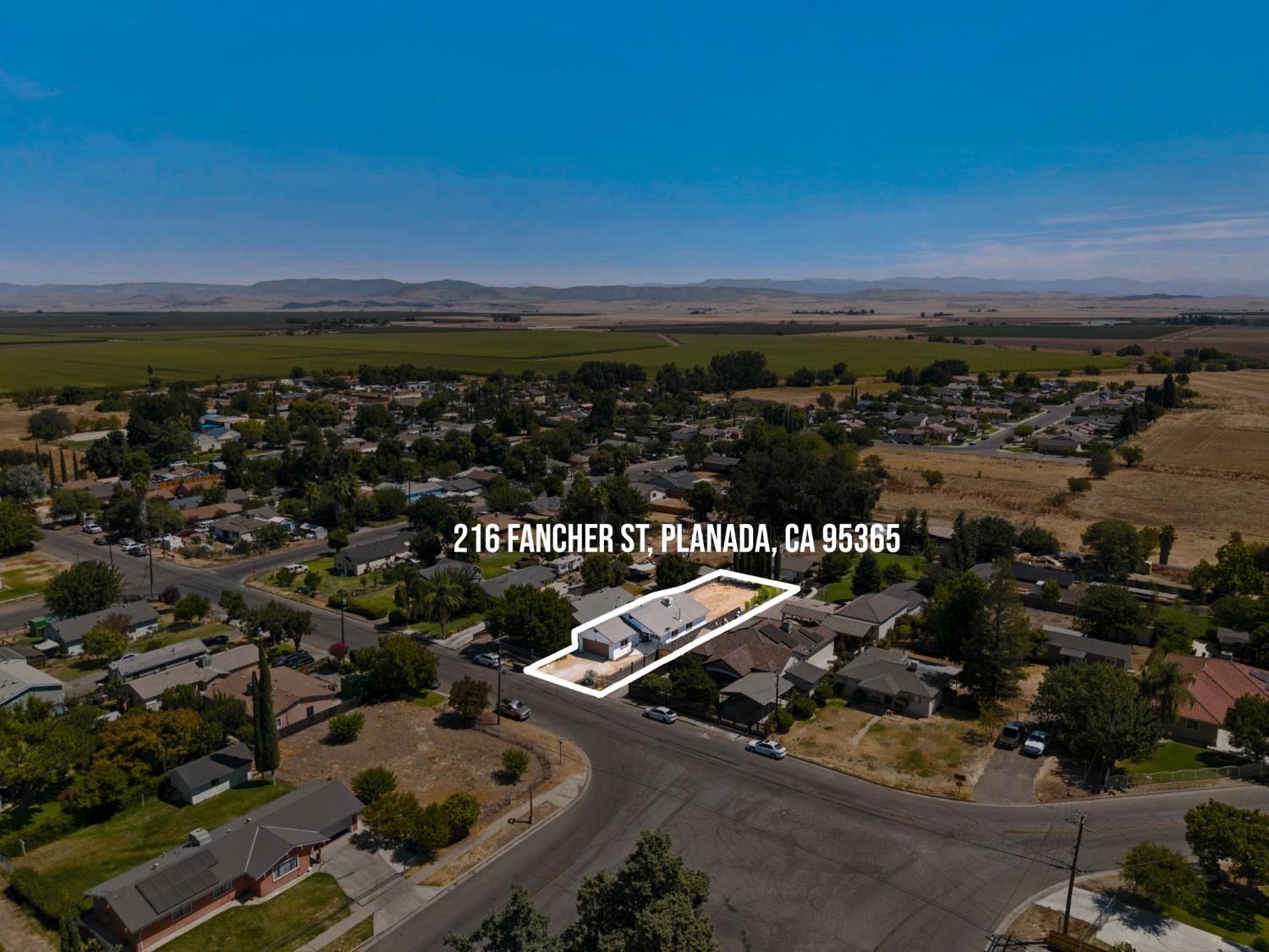 216 Fancher St, Planada, CA 95365