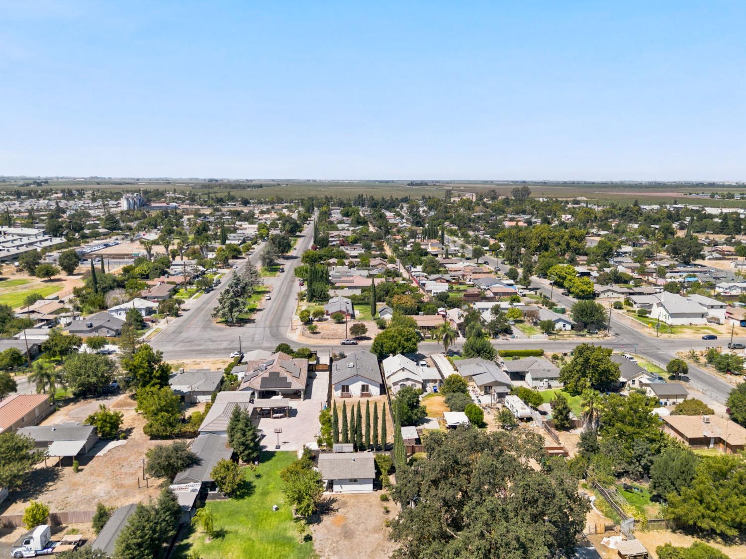 216 Fancher St, Planada, CA 95365