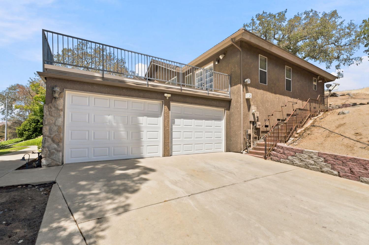 21987 Mary Rebecca Ln, Friant, CA 93626