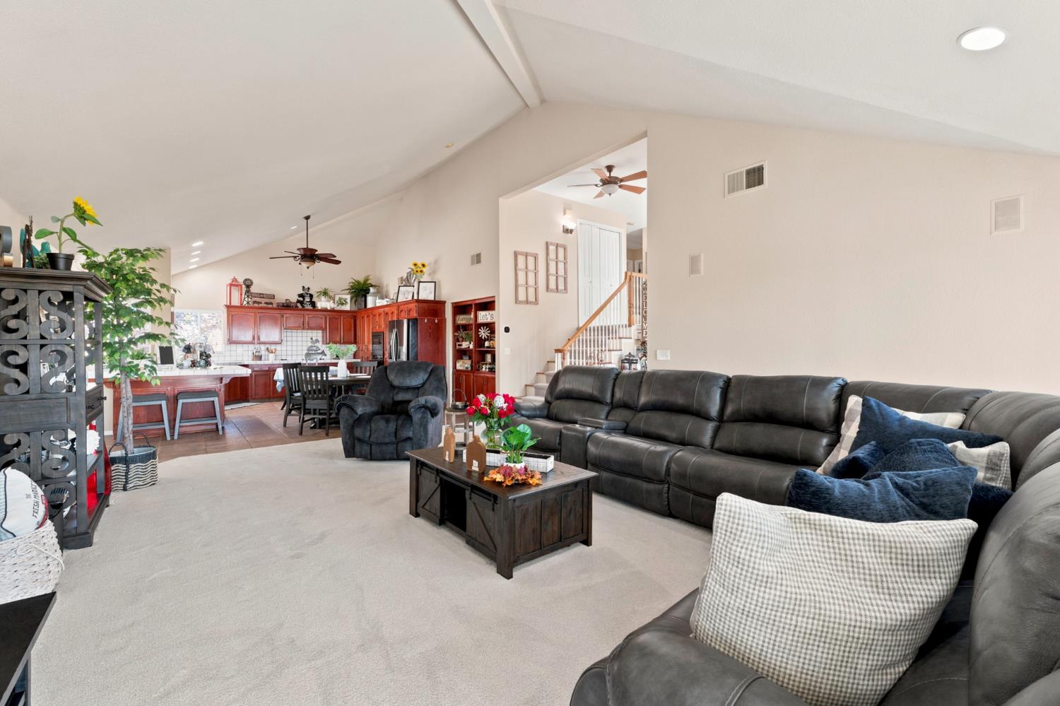 21987 Mary Rebecca Ln, Friant, CA 93626