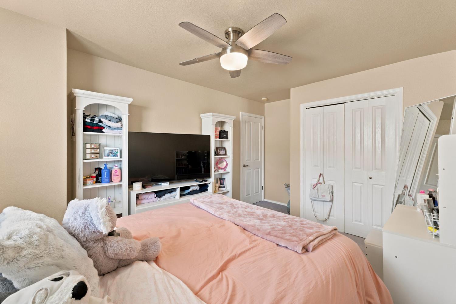 21987 Mary Rebecca Ln, Friant, CA 93626