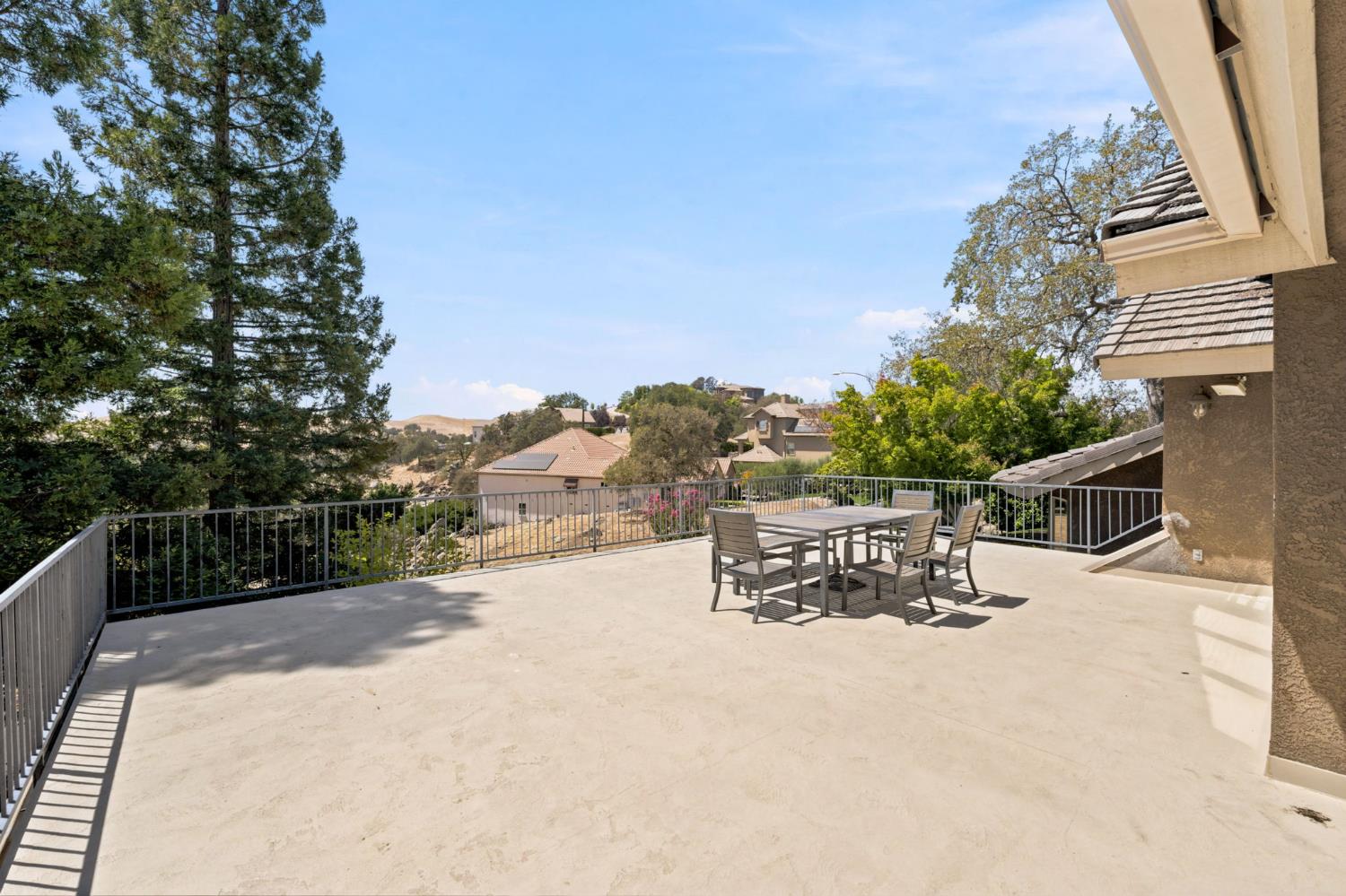21987 Mary Rebecca Ln, Friant, CA 93626