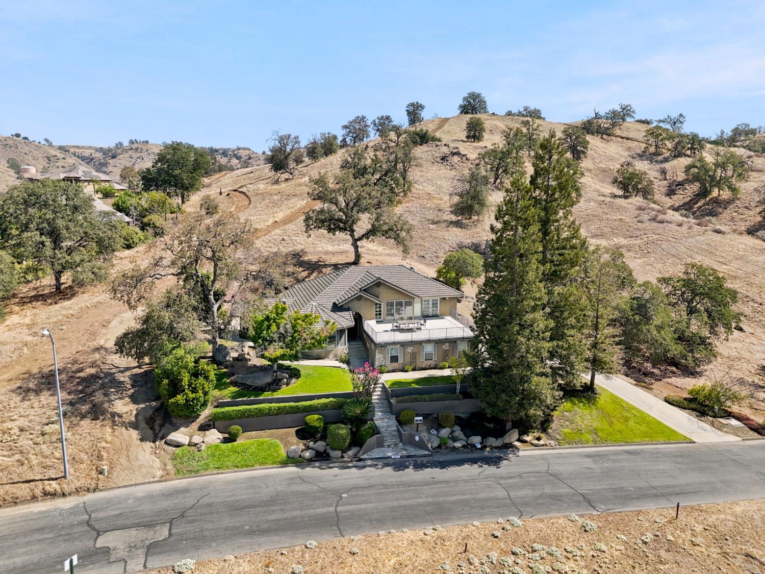 21987 Mary Rebecca Ln, Friant, CA 93626