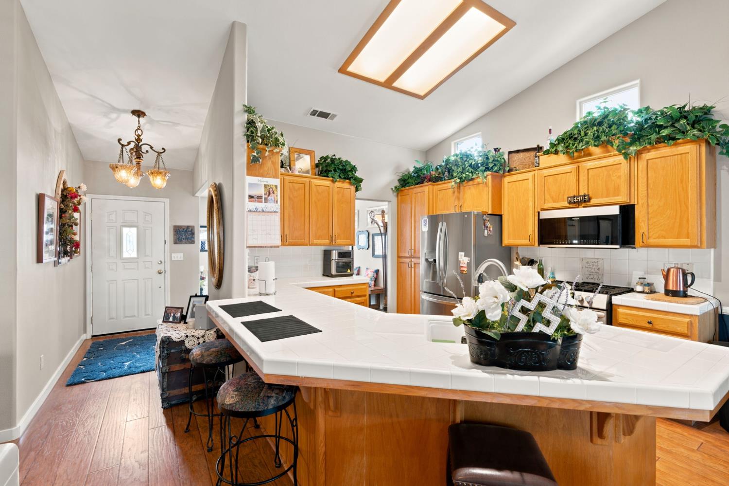 3363 Cambria Ave, Madera, CA 93637