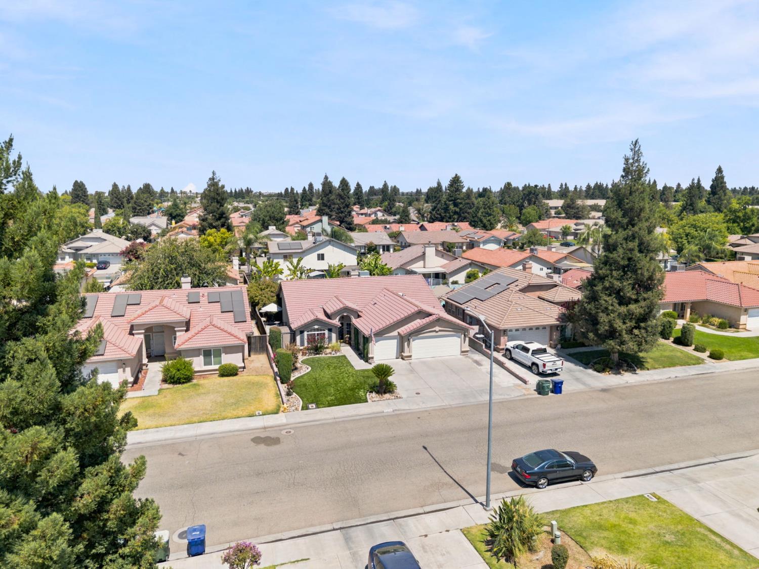 3363 Cambria Ave, Madera, CA 93637