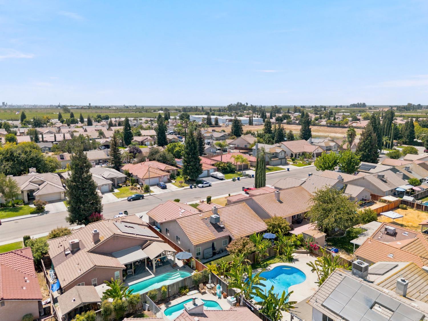 3363 Cambria Ave, Madera, CA 93637