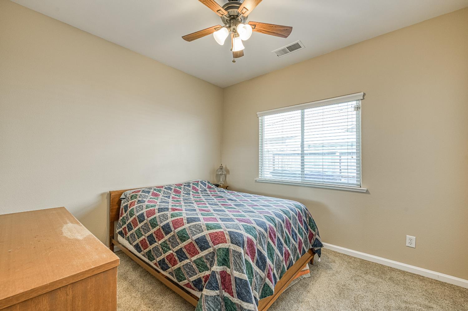 1893 Decatur Ave, Clovis, CA 93611