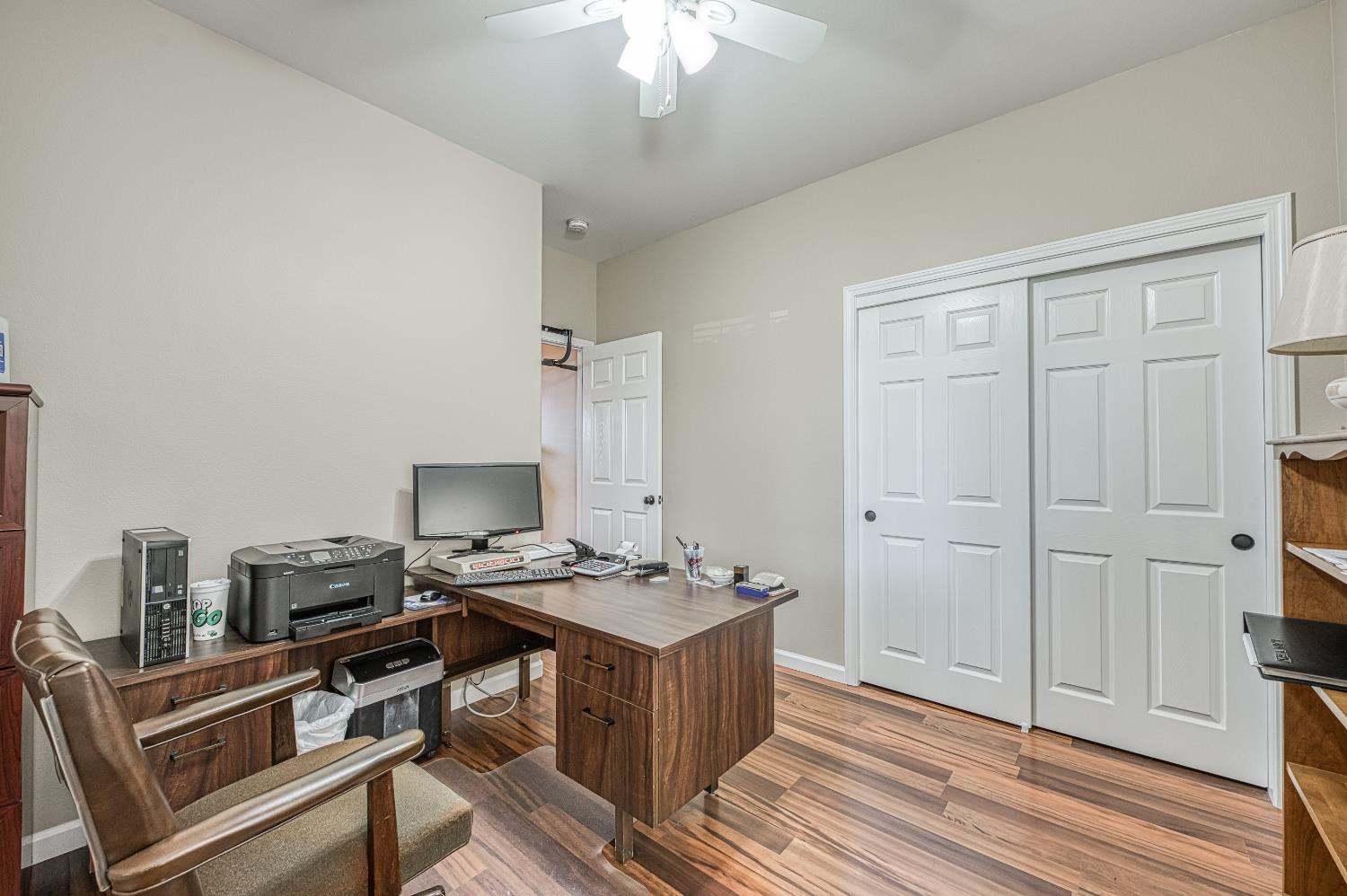 1893 Decatur Ave, Clovis, CA 93611