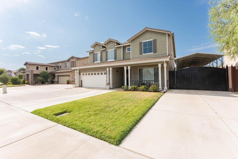 4317 E Cambridge Ave, Visalia, CA 93292