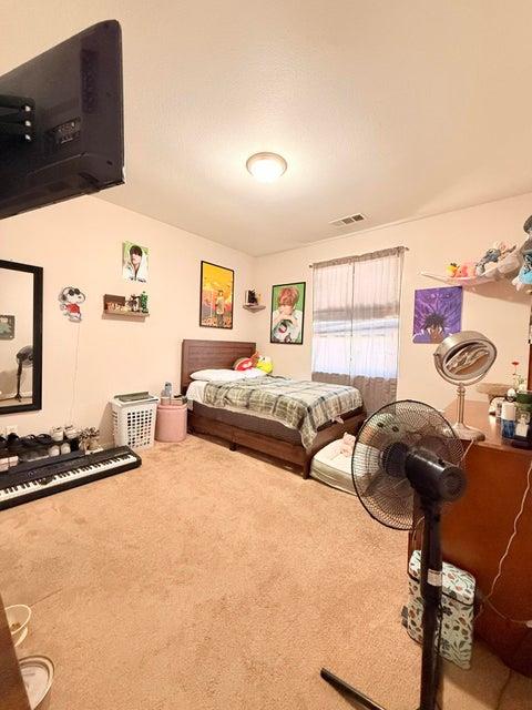 4317 E Cambridge Ave, Visalia, CA 93292