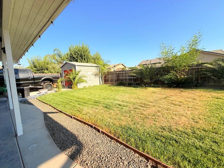 4317 E Cambridge Ave, Visalia, CA 93292
