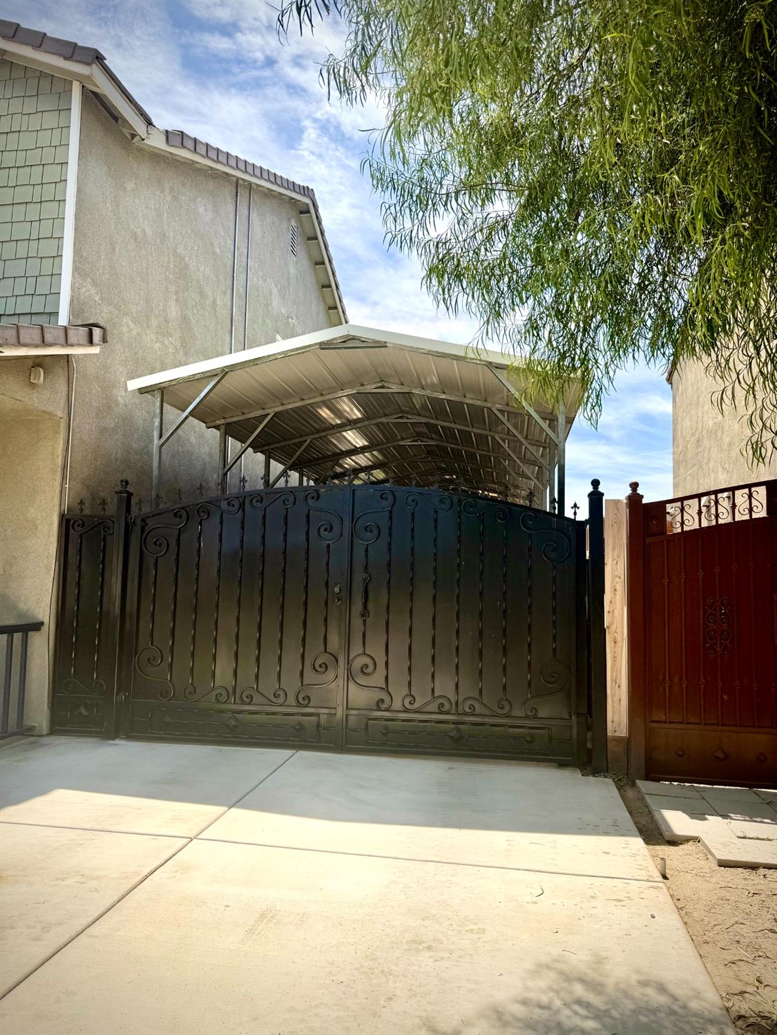 4317 E Cambridge Ave, Visalia, CA 93292