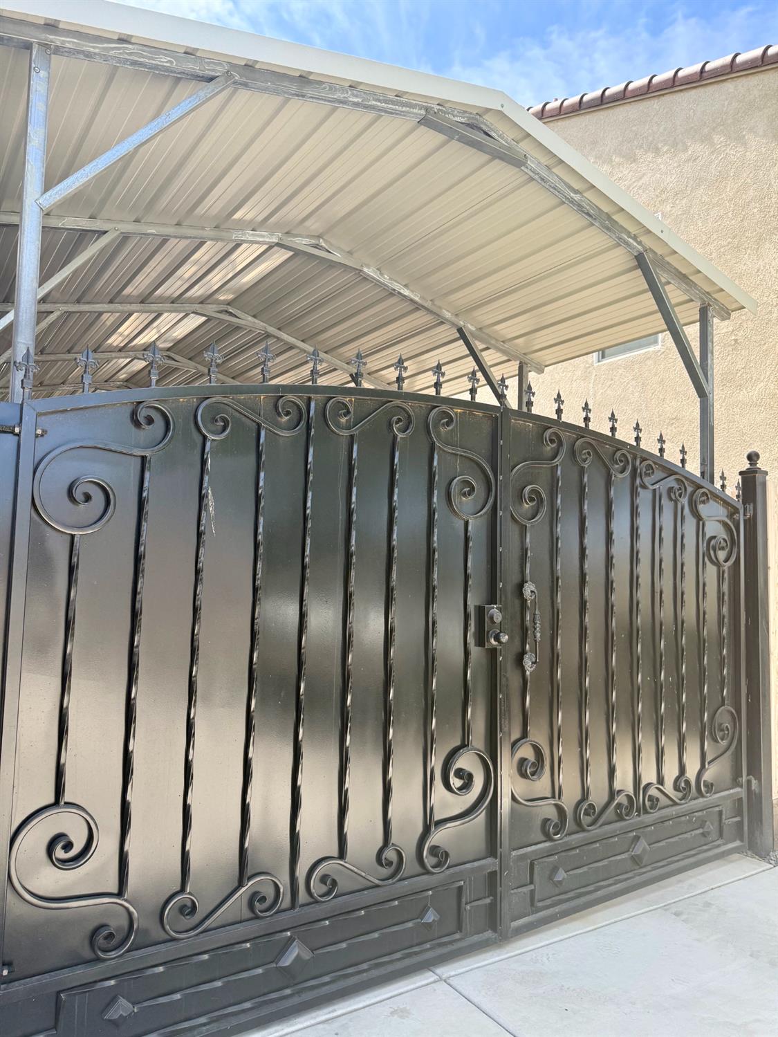 4317 E Cambridge Ave, Visalia, CA 93292