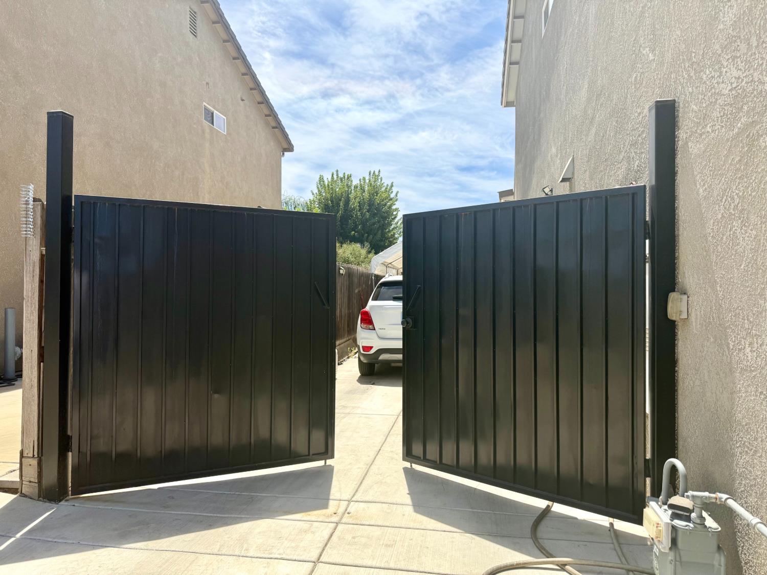 4317 E Cambridge Ave, Visalia, CA 93292