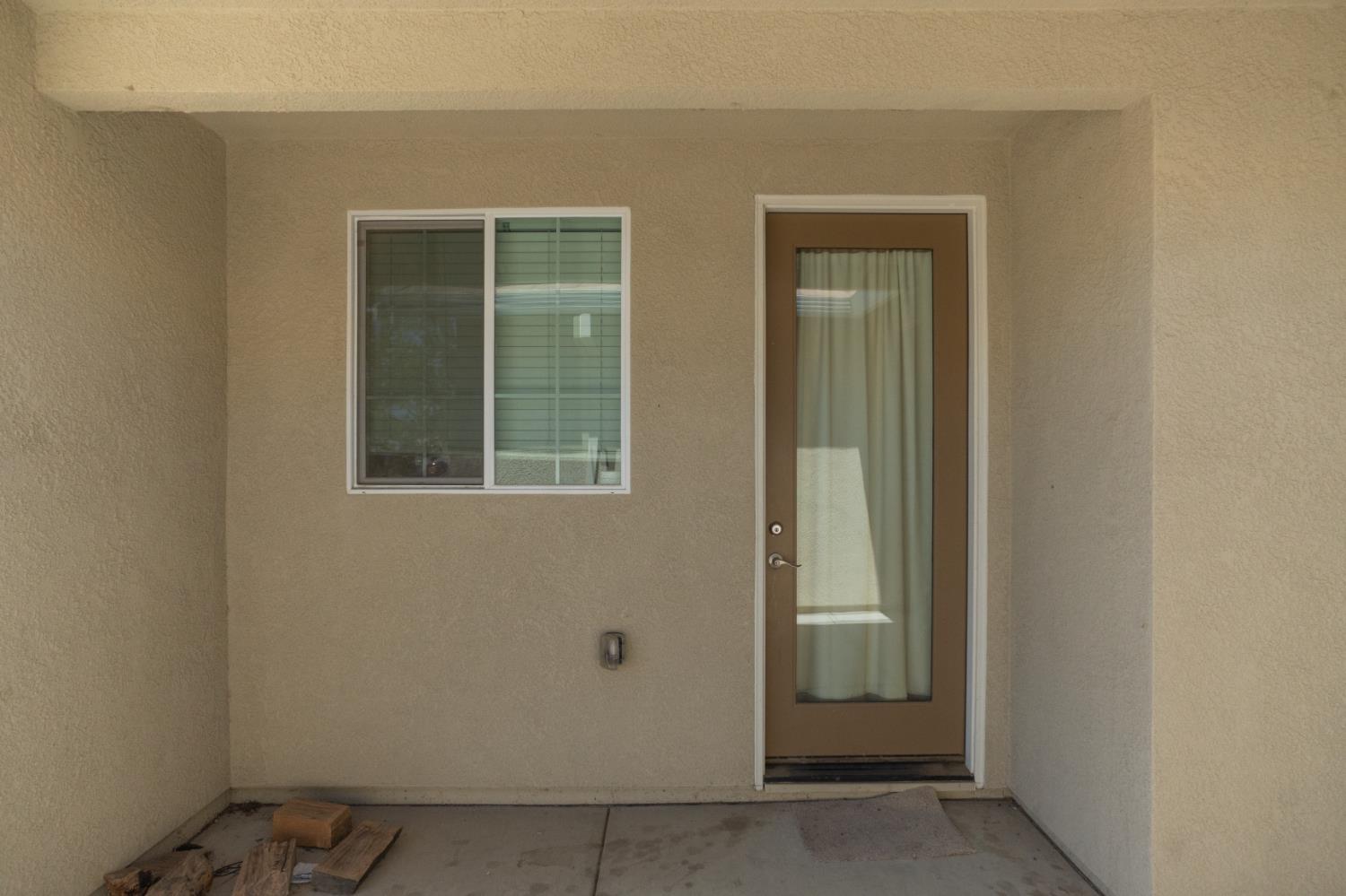 4869 Langley Way, Merced, CA 95348